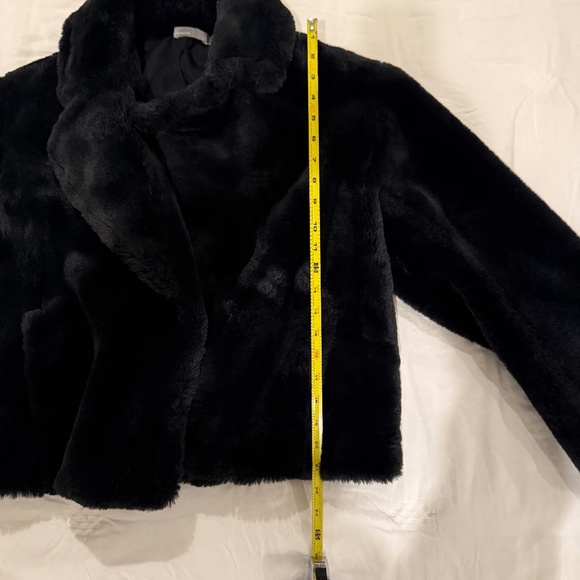 Vince Faux Fur Black size Large - Picture 12 of 14